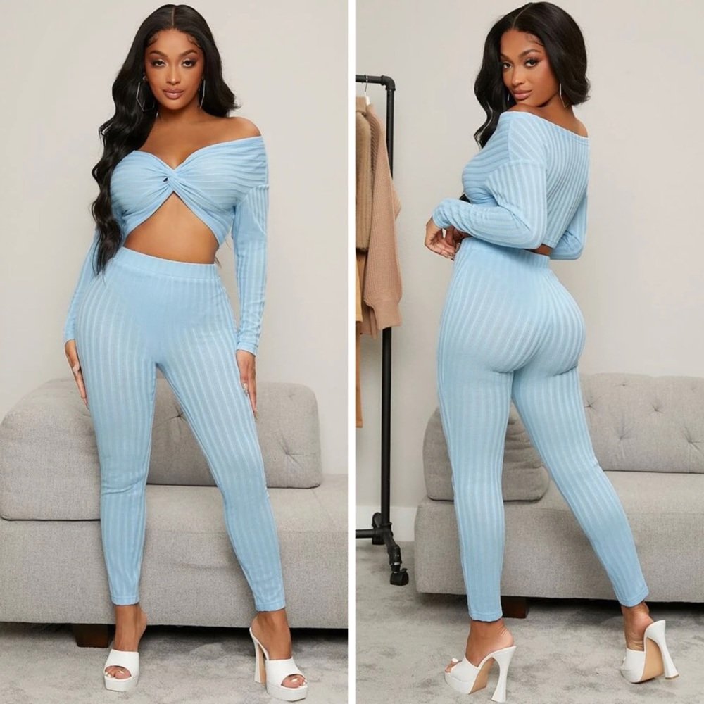 Baby Blue Twist Front Crop-top Legging set